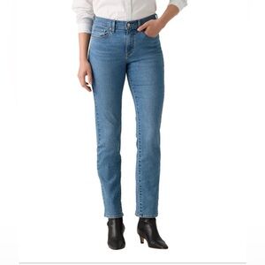 Classic Levi’s High-Rise Straight Leg Jeans - Light Blue
